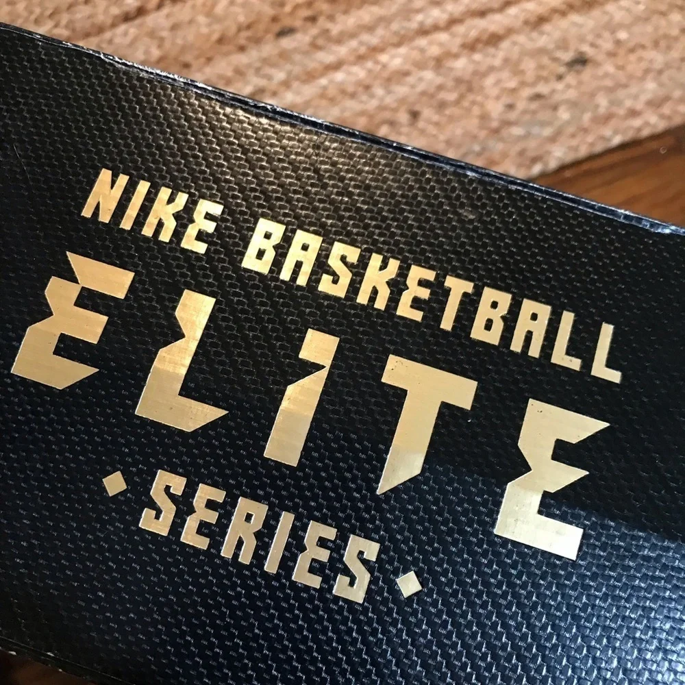 👟NIKE BASKETBALL LEBRON X P.S. Elite+ Sneakers